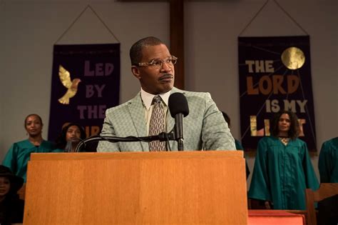 ‘The Burial’ review: Courtroom theatrics courtesy of Jamie Foxx and Tommy Lee Jones